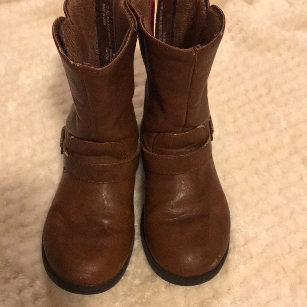 Brown boots